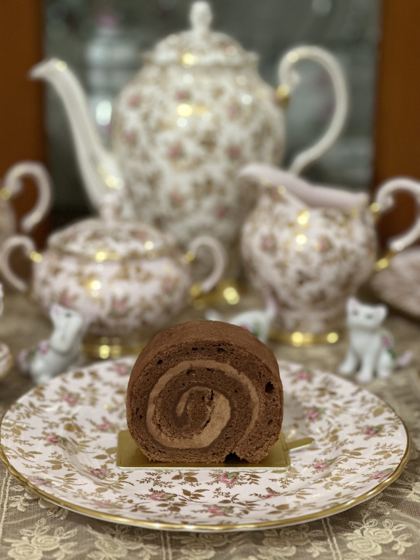 シヅカ洋菓子店 冬季限定 ロールケーキ カカオ☆２種類のチョコレートクリームがおいしい♡