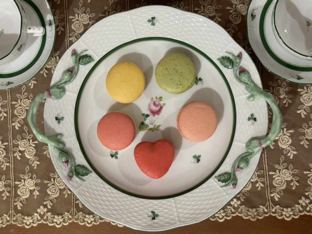 フォション マカロン☆フレーバー、お味、賞味期限、バラ売りの値段、箱代、どれがおいしい? | Happy Life☆